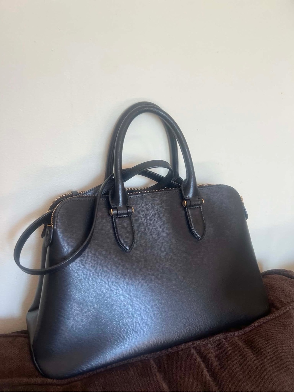 Ralph Lauren Black Leather Satchel with Gold Logo Tag Accent - Picture 13 of 13
